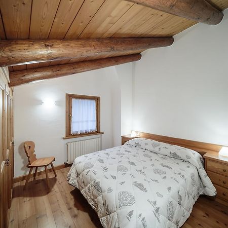 Villa Lacedel - Stayincortina Cortina d'Ampezzo Kamer foto