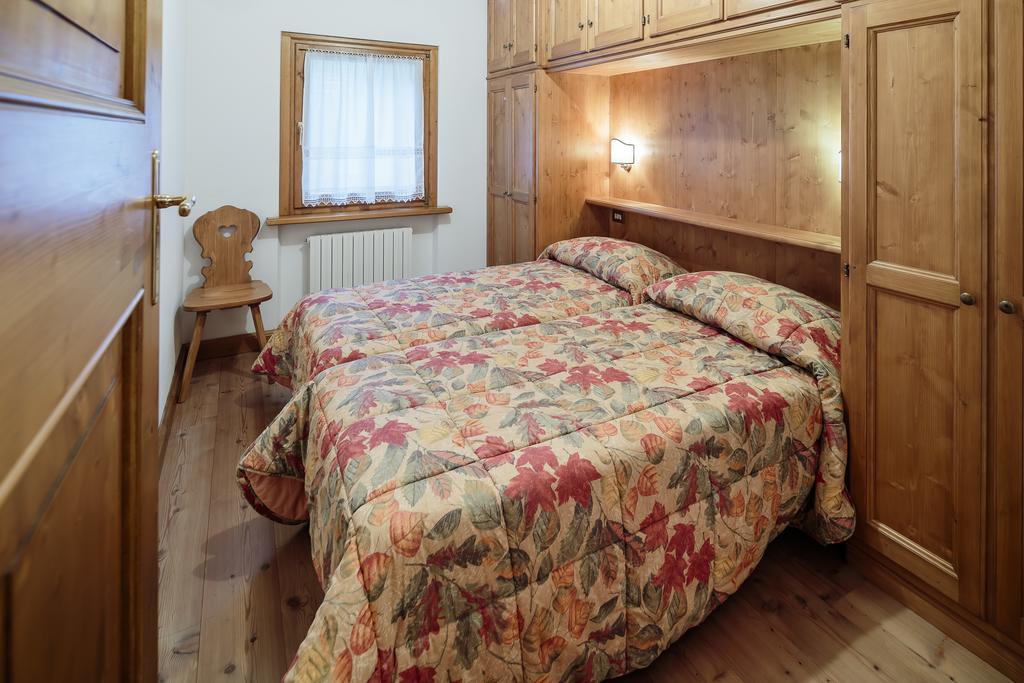 Villa Lacedel - Stayincortina Cortina d'Ampezzo Kamer foto